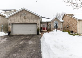 162 Crompton Dr | The Fournier Experience
